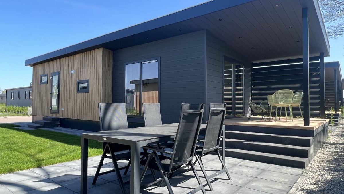 Scherpenisse House | Dijkzicht by Interhome