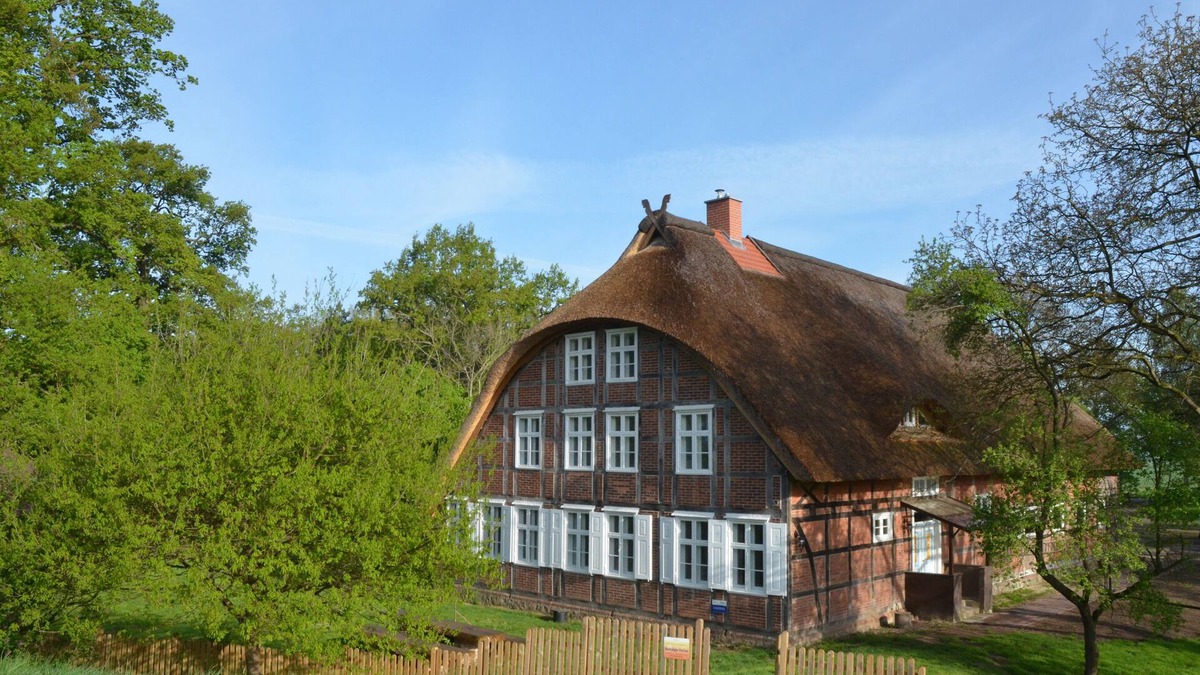 Seedorf House | Dike child Elberadweg
