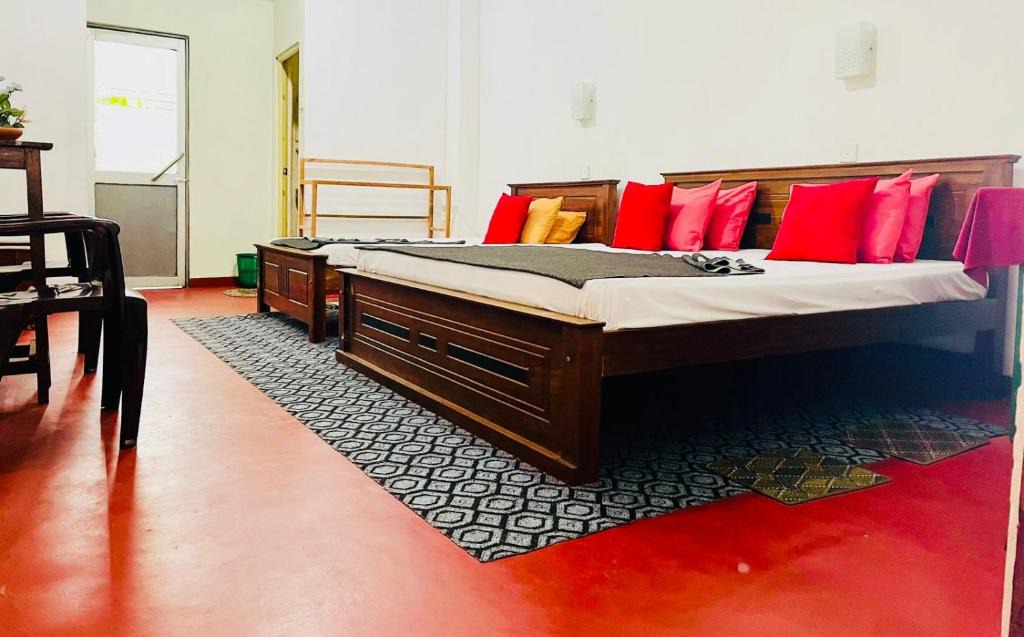 Hatton Bed & Breakfast | Dilusha Home Stay