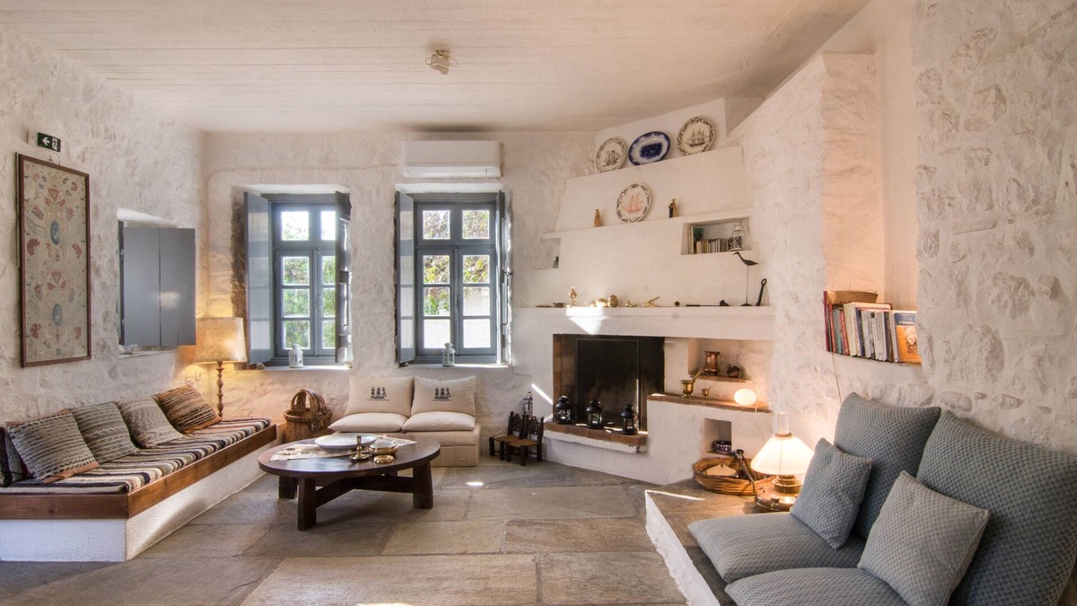 Hydra House | Dimitri's Stylish Island House