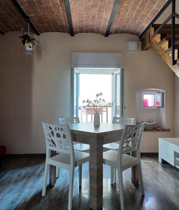 Grottole House | Dimora alla Chiesa Diruta