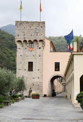 Zuccarello Apartment | Dimora Eirek