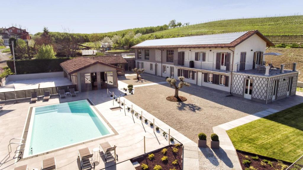 Roddi Apartment | Dimora San Carlo