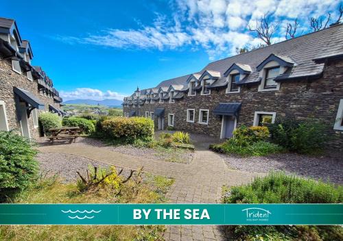 Dingle House | Dingle Courtyard Cottages 2 Bed Sleeps 4