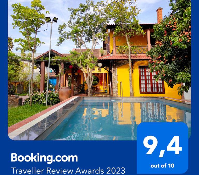 Huong Thuy House | Dinh villa