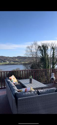 Killybegs House | Dinnys Cottage, Free Parking, Bike Hire