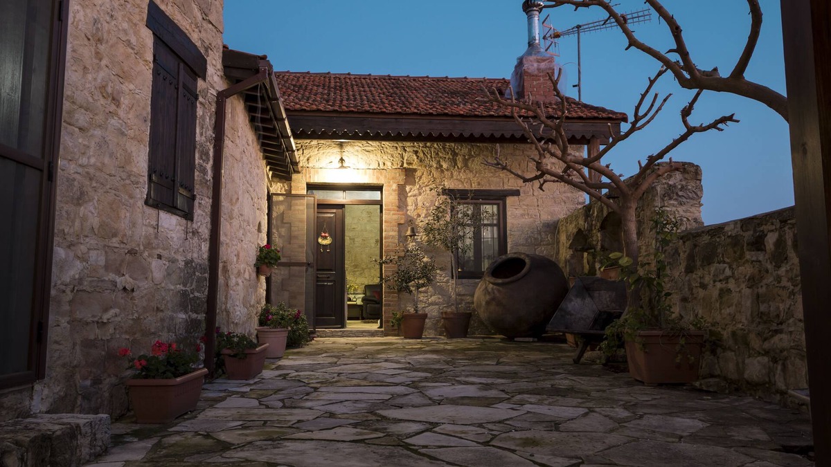 Agios Therapon Cottage | DIONI PALACE - ENHANCE YOUR SENSEs