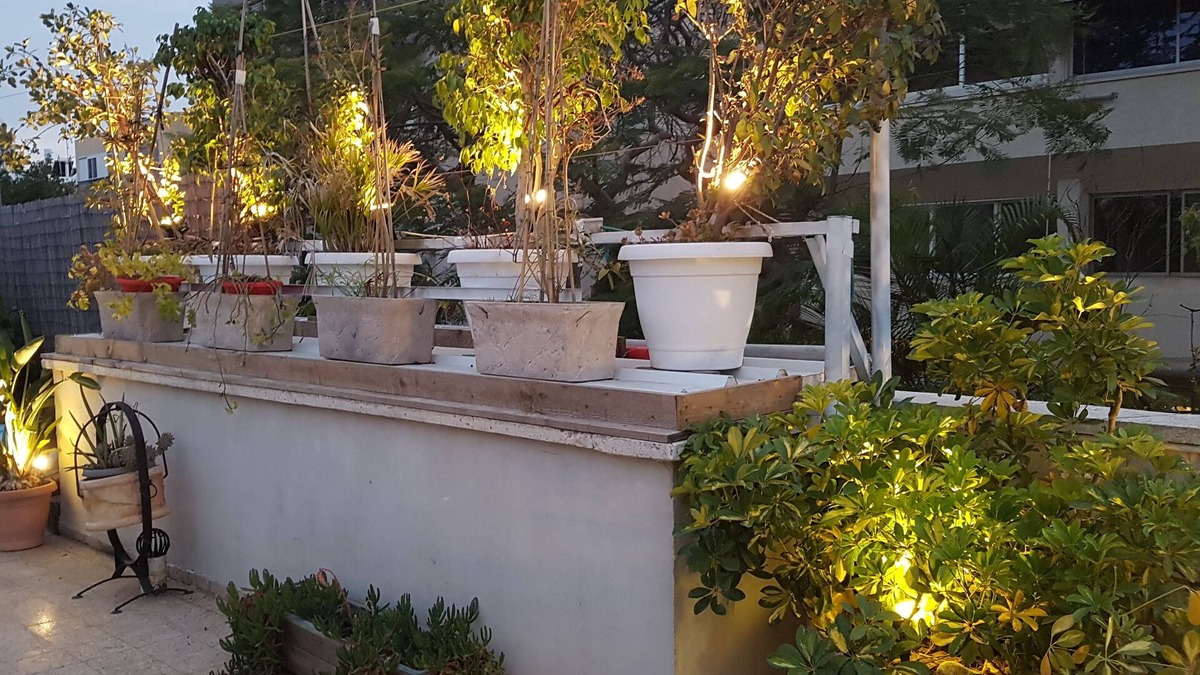 Qiryat Shaʼul Apartment | Dip in green vacation or business apartment, BB per stay, 5 min to center