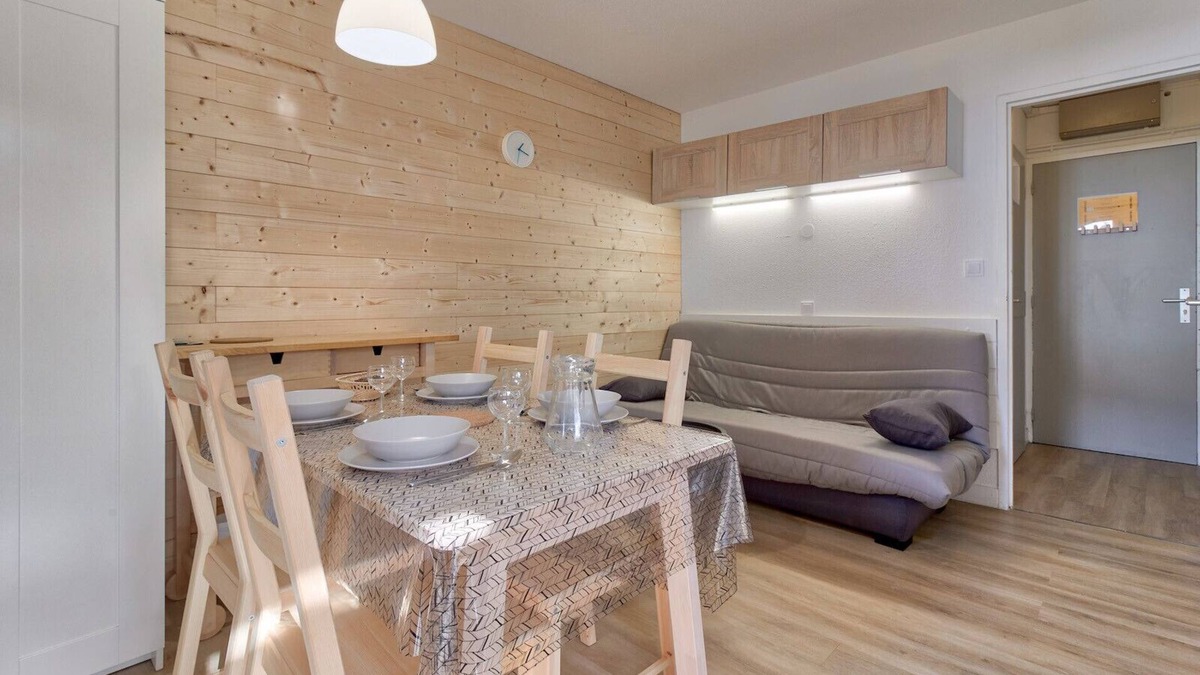 Genos Apartment | Direct access to the slopes - flat for 4