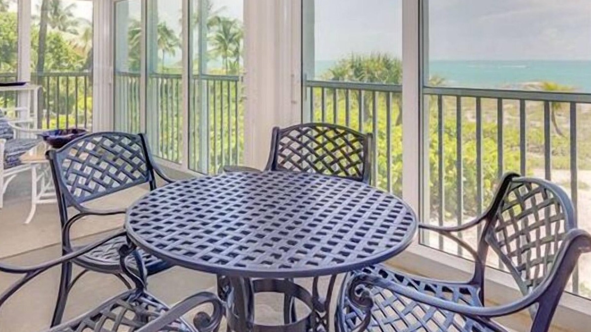 Sanibel Condo | Direct Gulf Front Views ! Amazing Views !