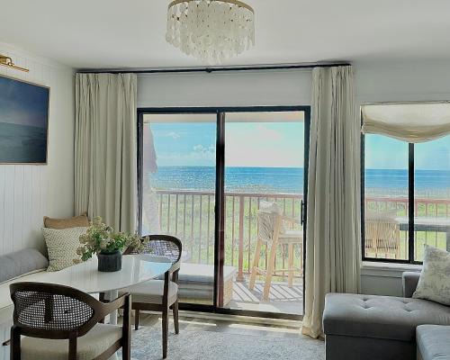 Folly Field Apartment | Direct Oceanfront - On the Beach with 2 Pools & Bar!