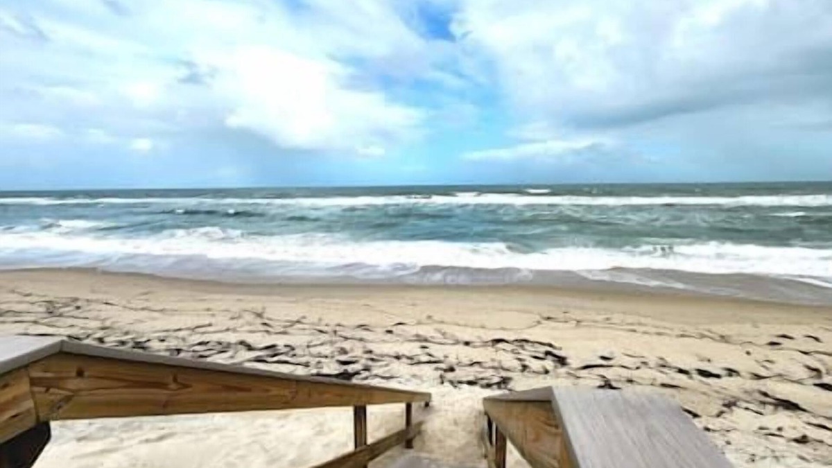 Melbourne Beach Apartment | Direct Oceanfront Studio - Pet Friendly