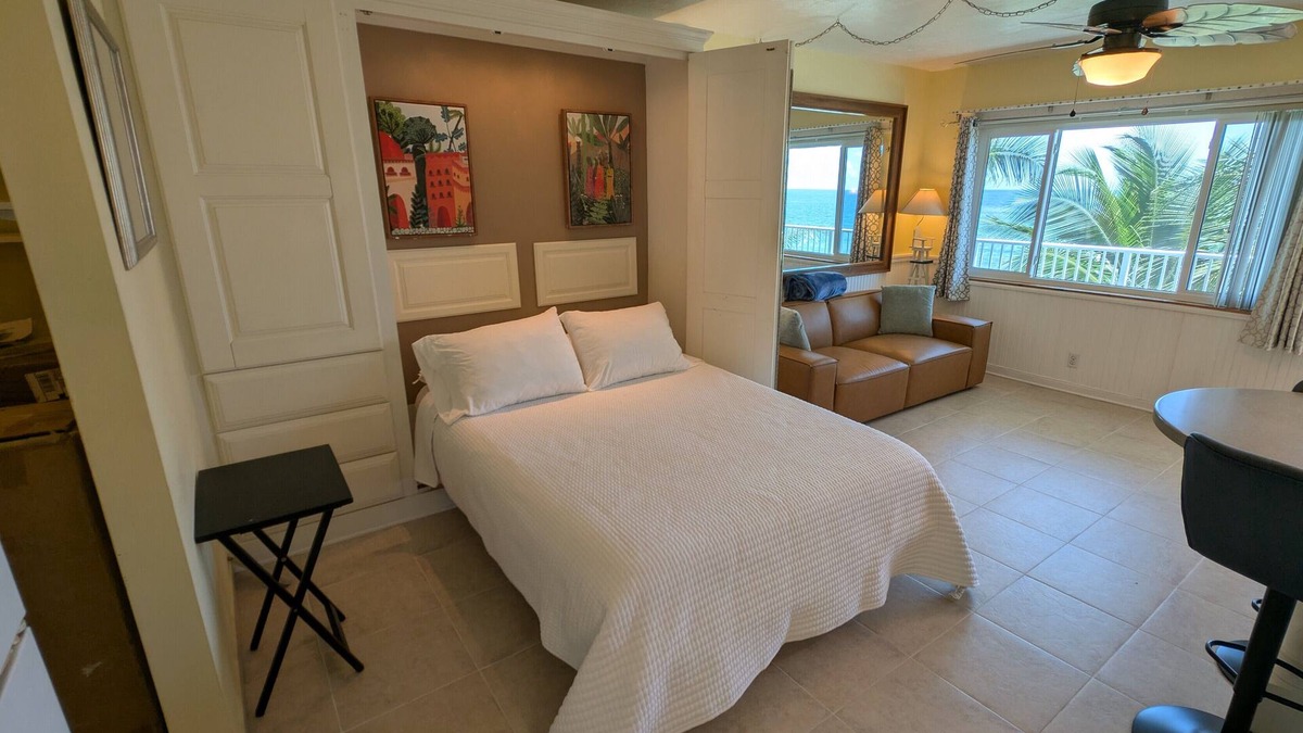 Lauderdale-by-the-Sea Condo | Direct Oceanfront Escape with Spectacular Views!