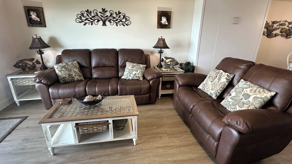 Crescent Beach Condo | Direct Oceanfront Premium Flat with 2 Bed/2 Bath and New Everything