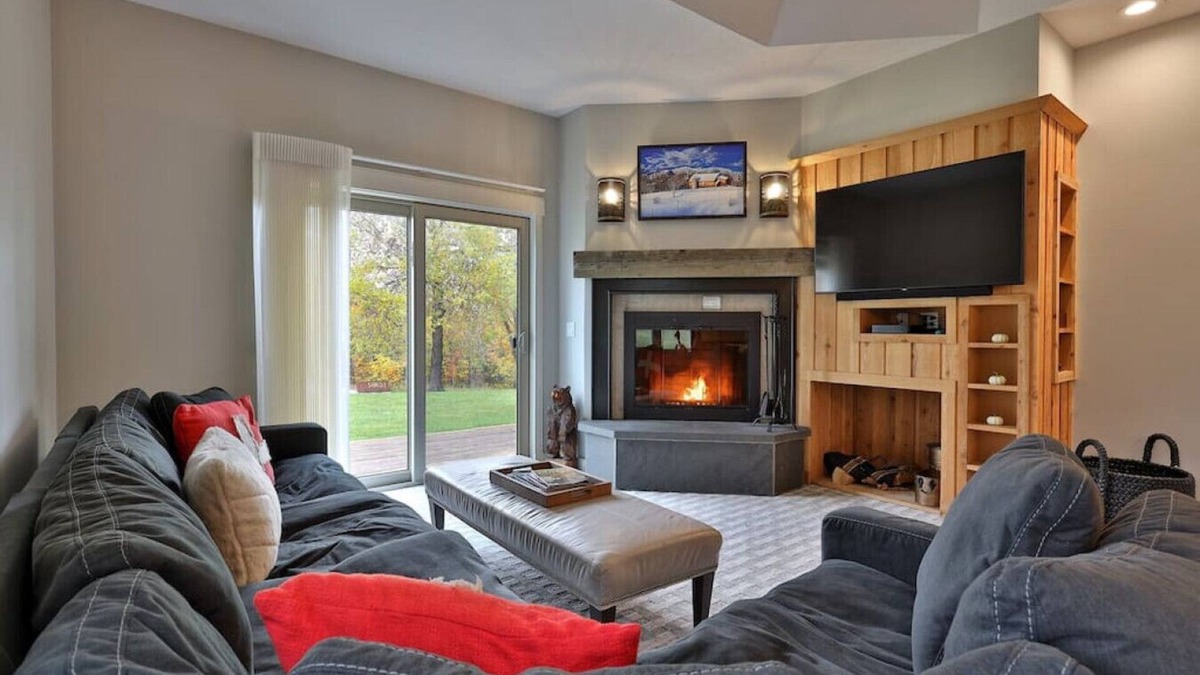 Ludlow House | Direct Ski Access from this Peaceful Ski condo at Solitude Okemo