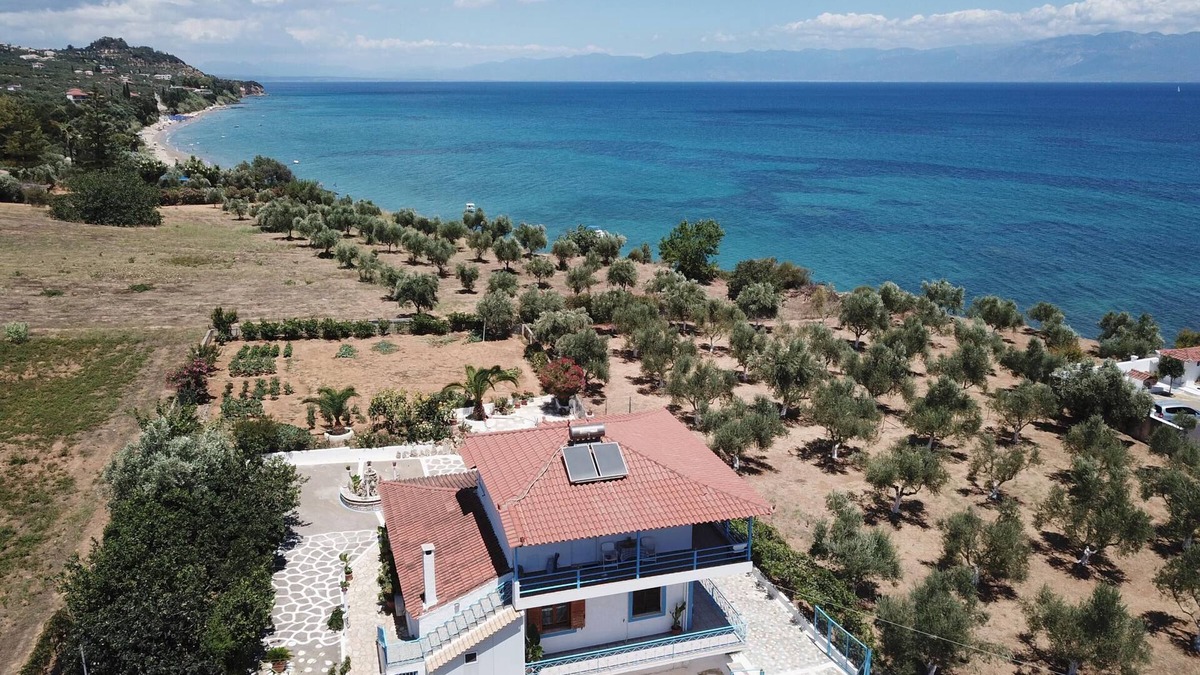 Pylos-Nestoras Apartment | Directly at the beach, in calm, rural environment - holiday apartment Messenia,