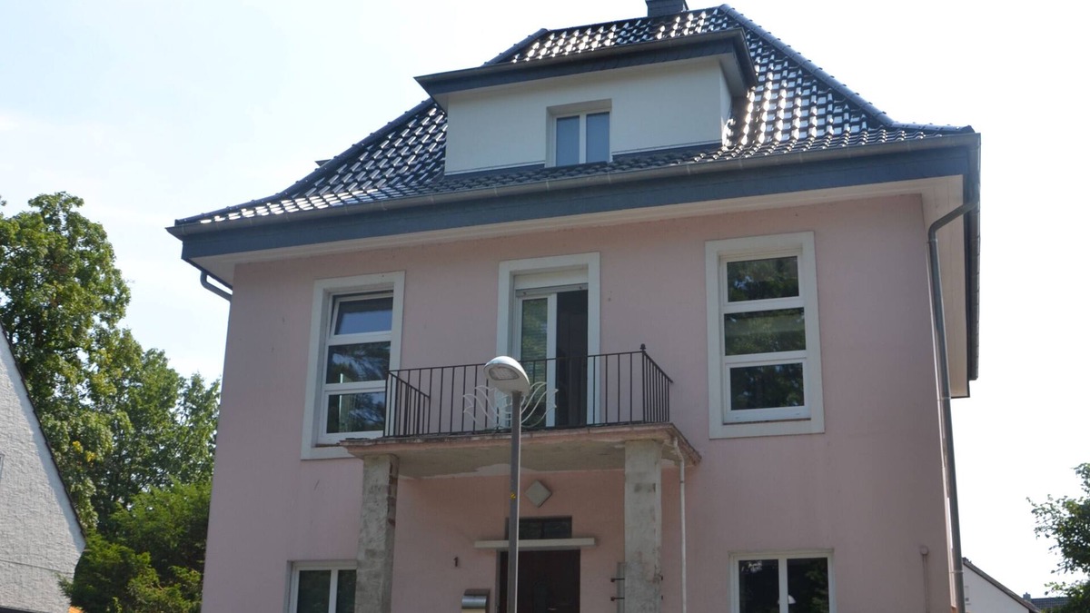 Bad Salzuflen Apartment | directly at the park in Talstr .; Beginning of 2013, renovated, very modern