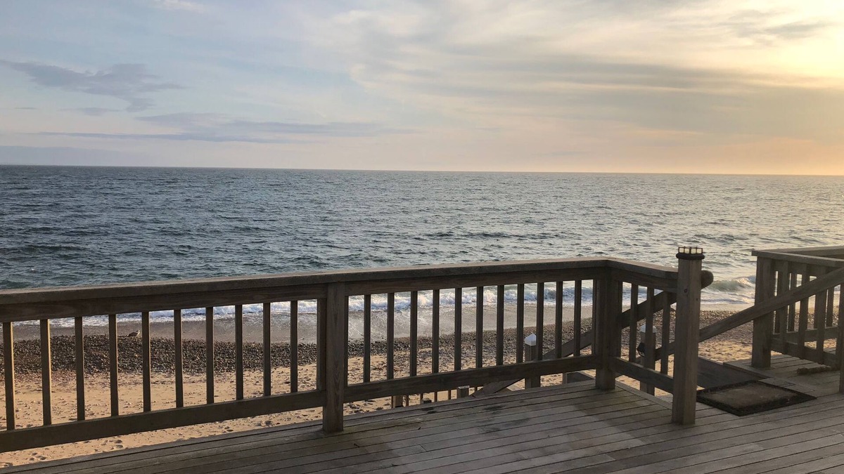 Matunuck House | Directly on the Ocean with pocket beach and brand new renovations!