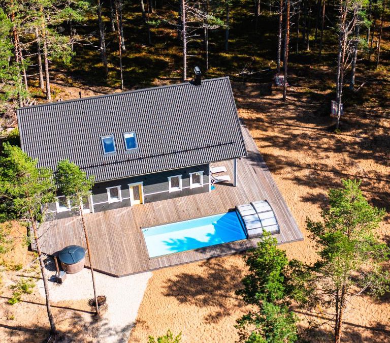 Laane-Nigula Parish Villa | Dirhami Pool Villa