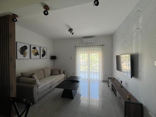 Radanovici Apartment | DIS LUX Apartments