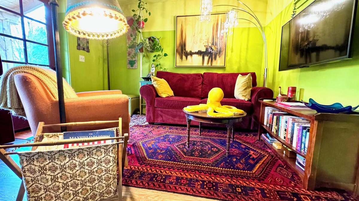 Plainfield Apartment | Disco Den on Toad Road