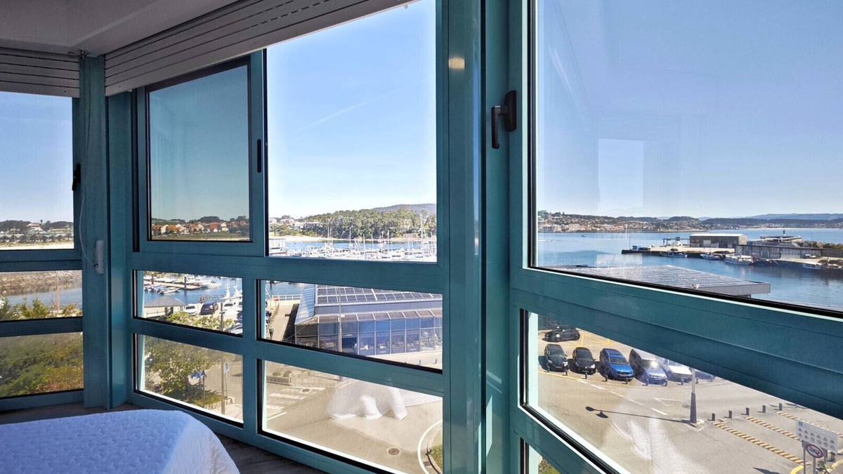 Portonovo Apartment | Disconnectsengalicia Port of Portonovo B