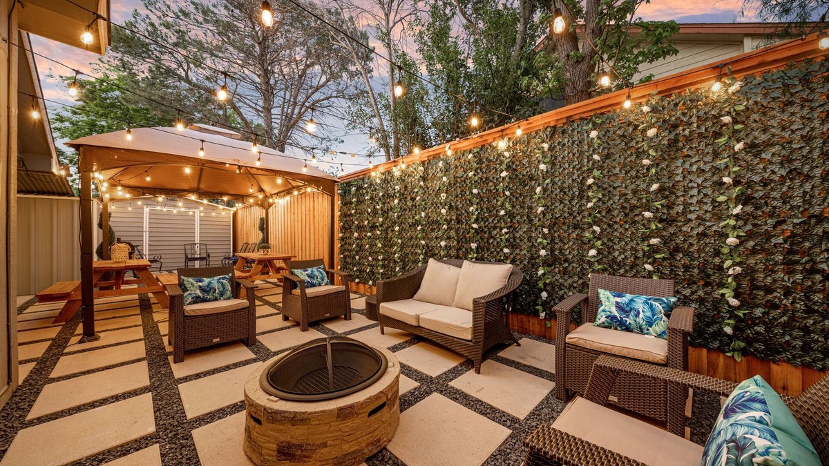 Mesquite House | DISCOUNTED! Modern & luxury Home. TOTALLY RENEWED!