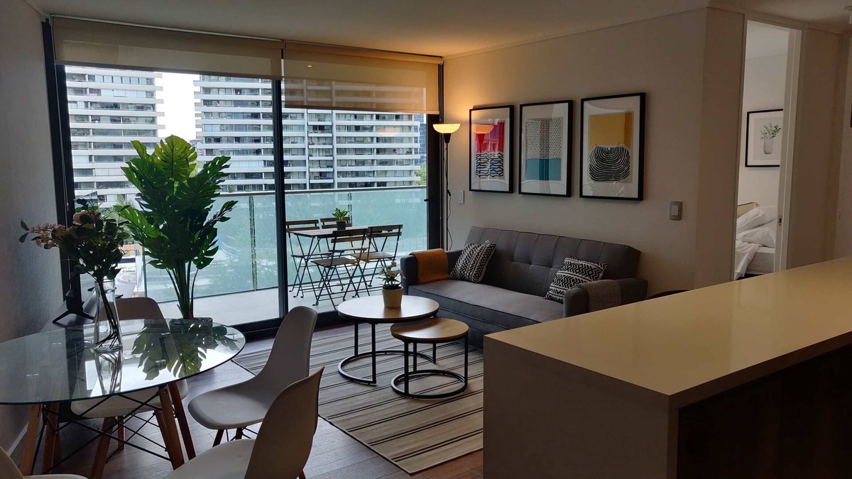 Apoquindo Apartment | Discover Arauco Vibe 2BR Oasis near Kennedy!