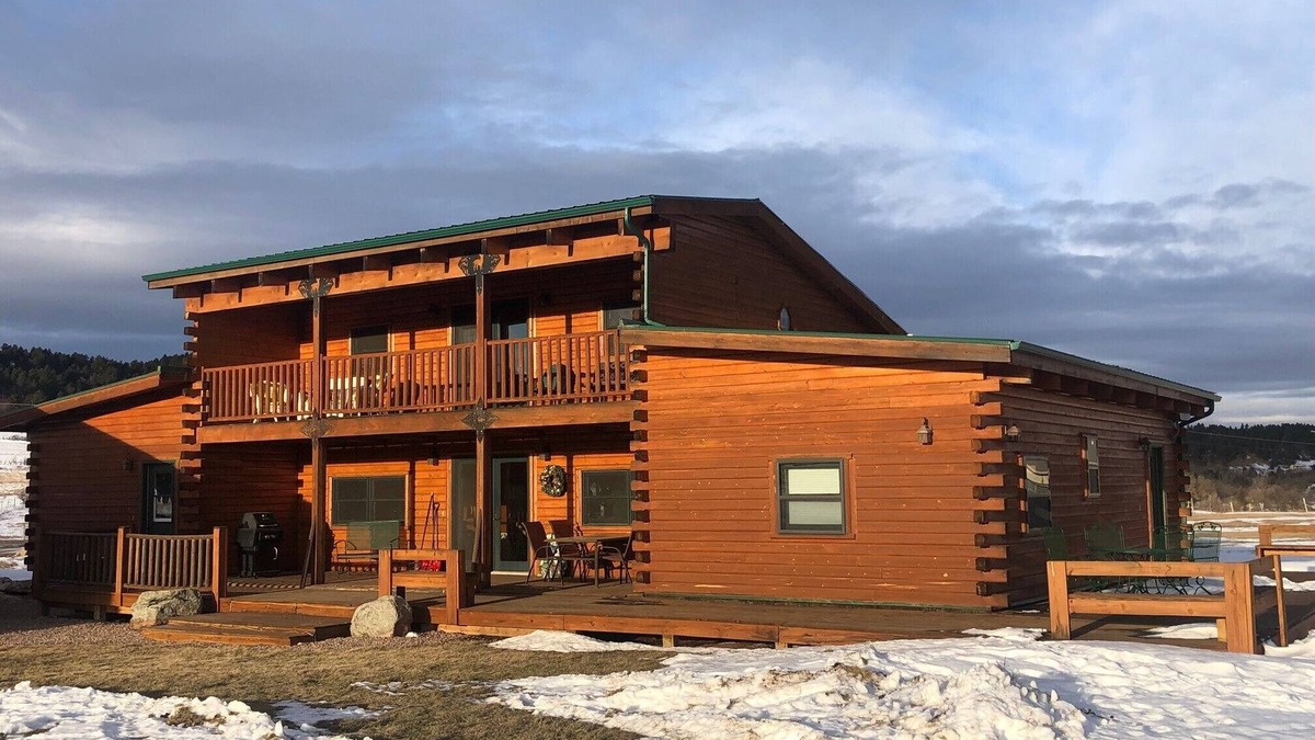 Whitewood House | Discover Black Hills beauty, just minutes away from Spearfish, Sturgis, Deadwood