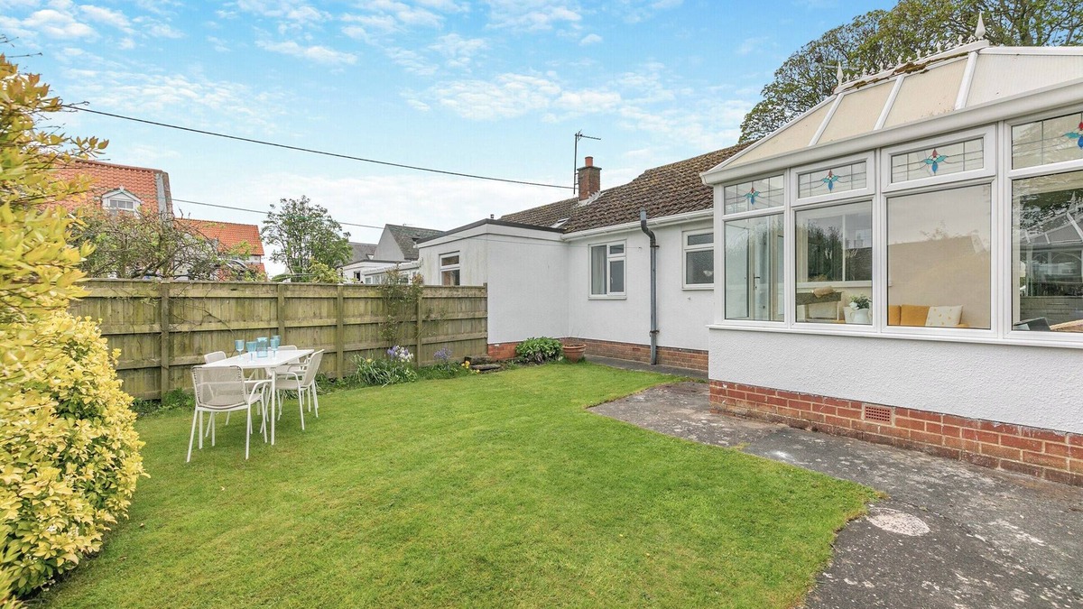 Beadnell Cottage | Discover coastal comfort with your perfect retreat in the heart of Beadnell.