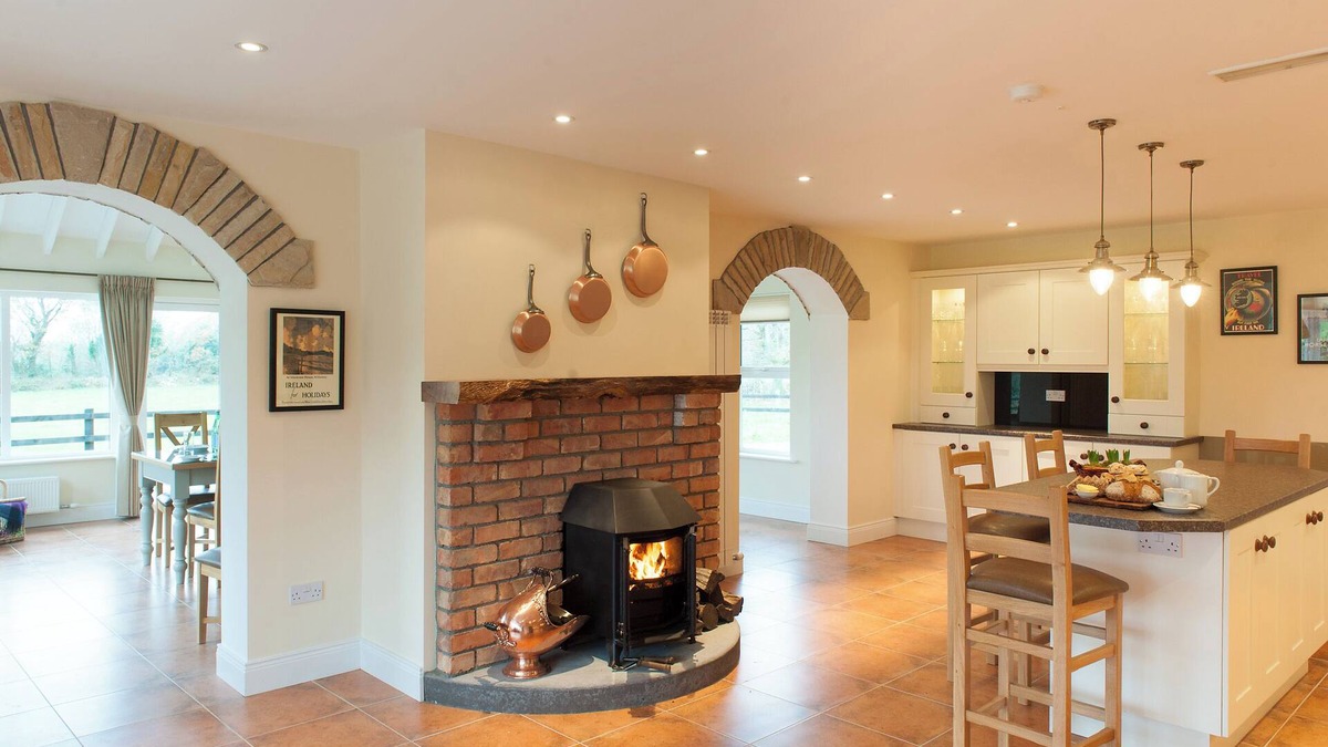 Killarney House | Discover Elegant Country Living less than 5 Minutes from Killarney Town