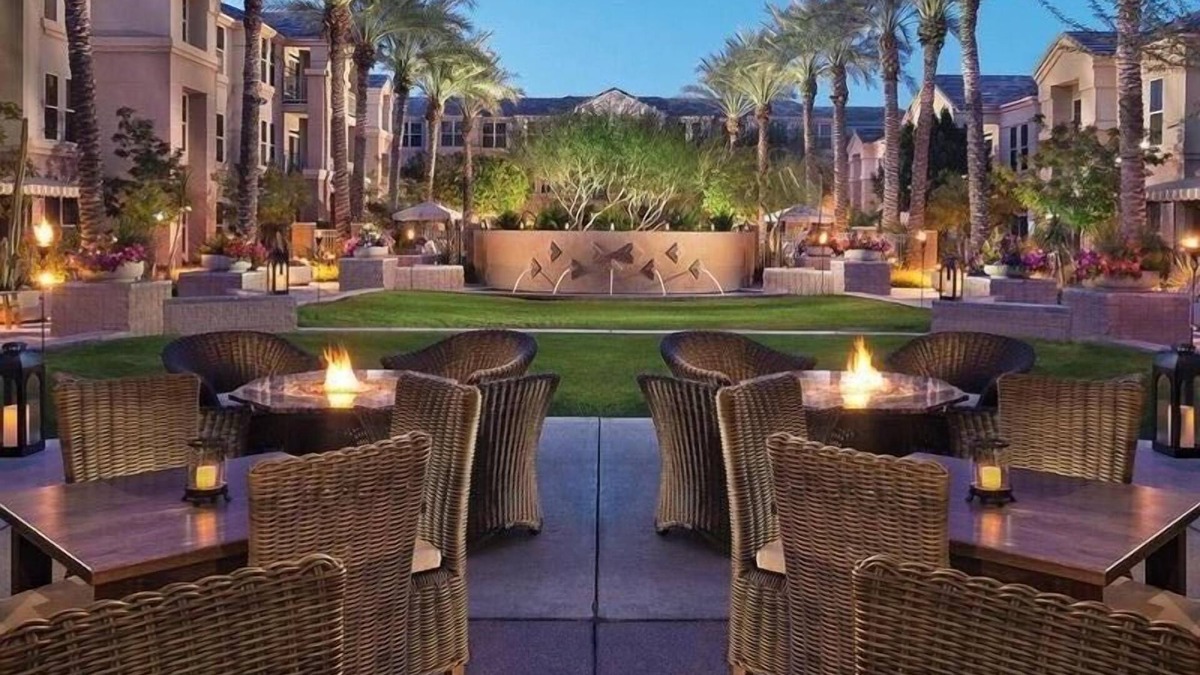 Gainey Village Villas Hotel | Discover Ideally Located Suites in Gainey Ranch AZ w/Free Parking & Breakfast!