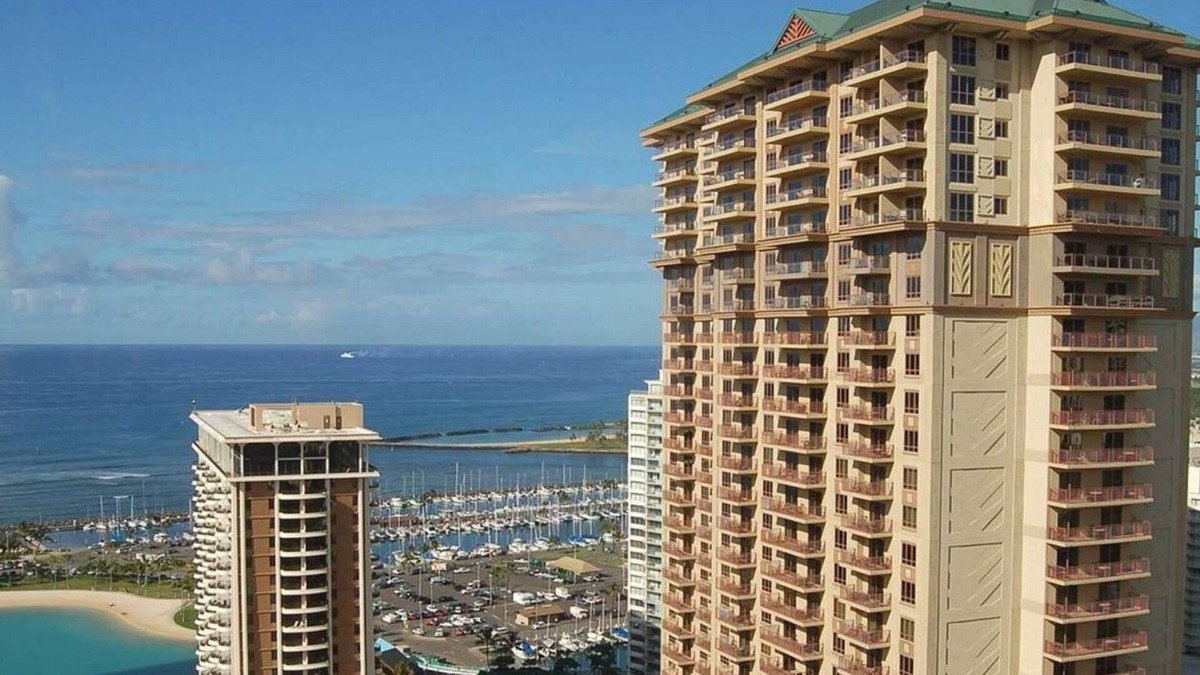Waikiki Resort | Discover Island Paradise at the Grand Waikikian by Hilton – 1 Bedroom City View