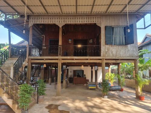 Kratie House | Discover Kratie Homesetay