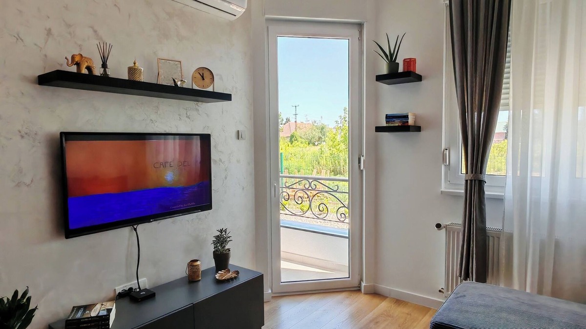 Palic Apartment | Discover Lake Palić: Charming 2-Bedroom Flat on Lake Palić