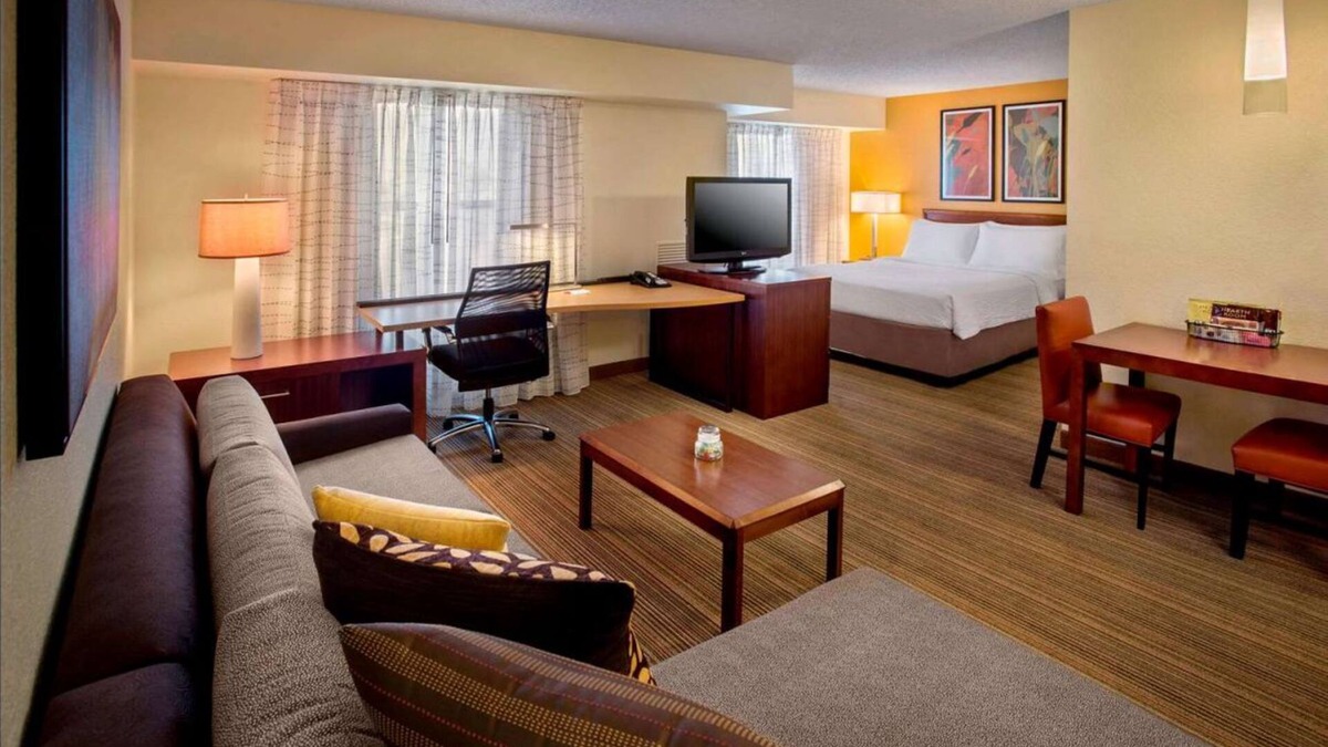 Bethlehem Hotel | Discover Lehigh Valley Attractions w/Parking & Swimming Pool, Free Breakfast