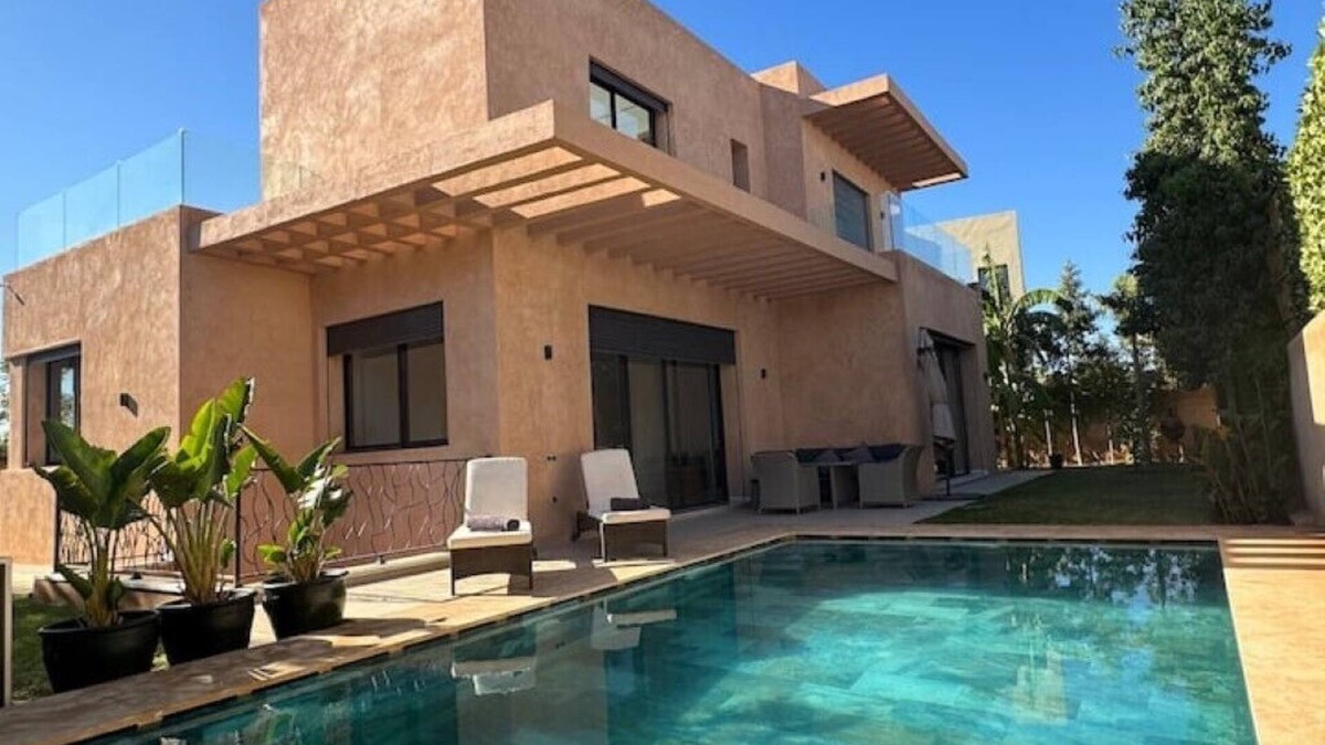 Douar Sidi Youssef Ben Ali Villa | Discover Luxury Living: A Modern Retreat in Marrakech's Prestigious Golf Resort!
