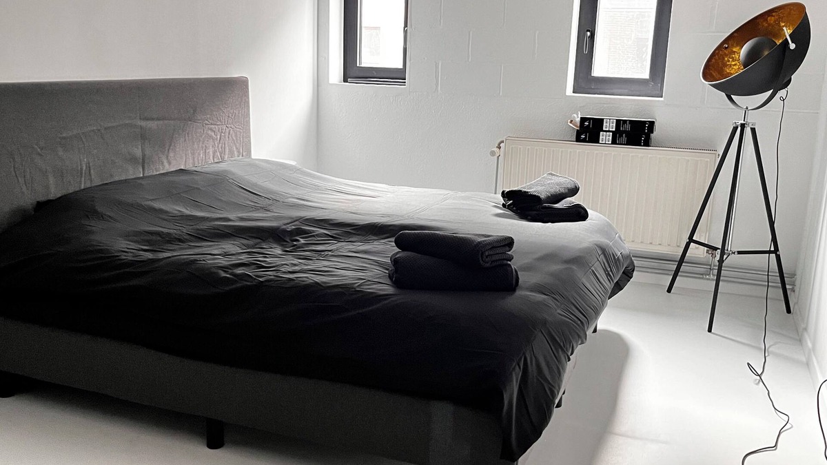 Mons Apartment | Discover our unique design loft in downtown Mons