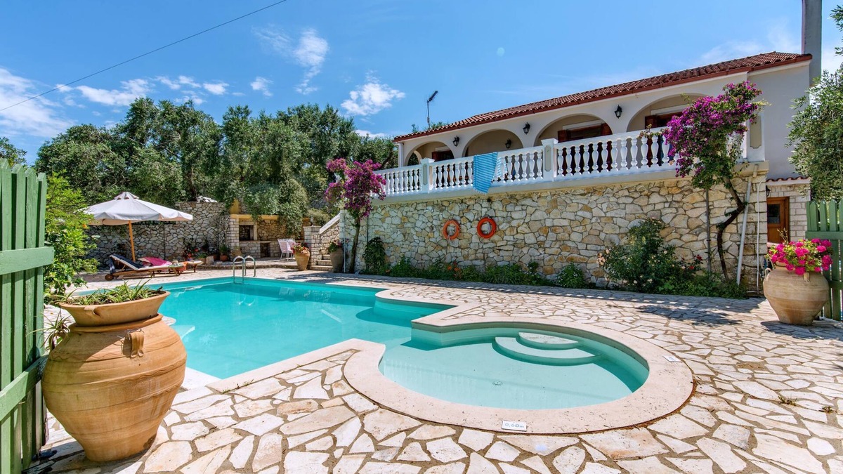 Ieromonachos Villa | Discover peace at Villa Kyklamino – your perfect Paxos escape