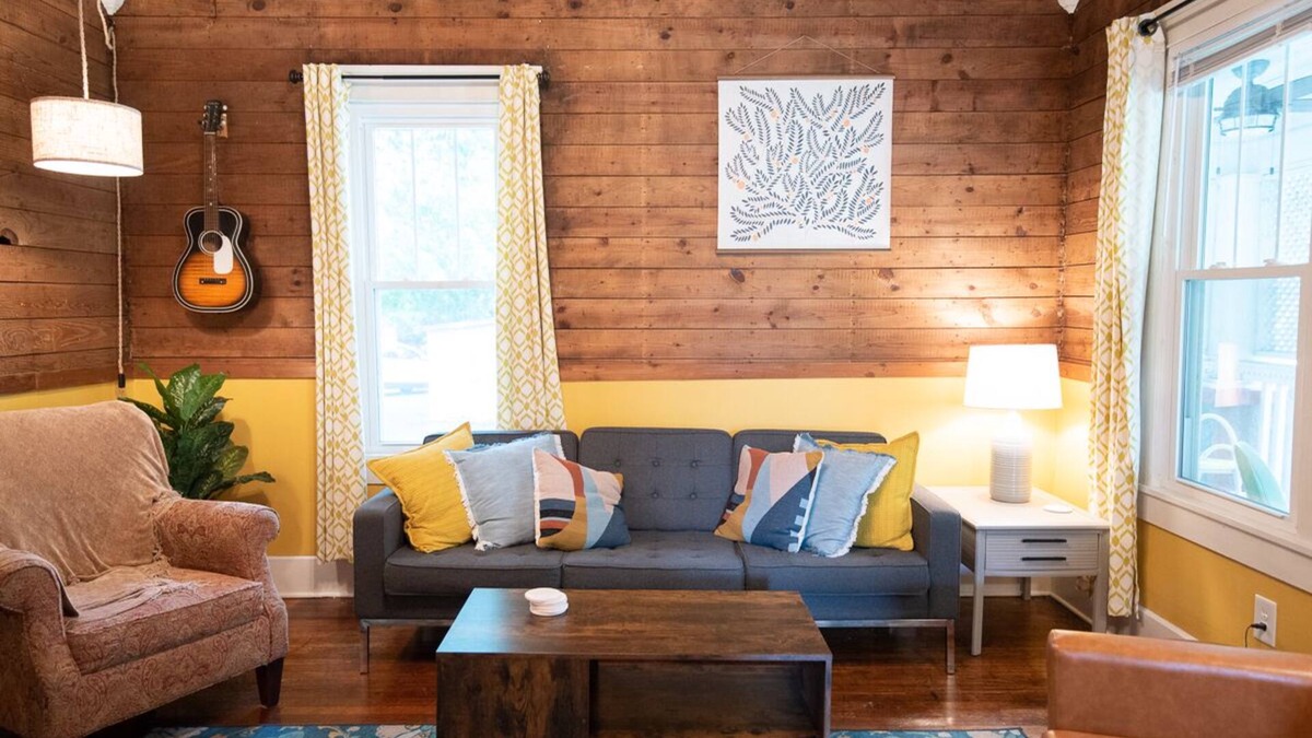 McMinnville House | Discover the Beauty of TN from Eclectic Comfort