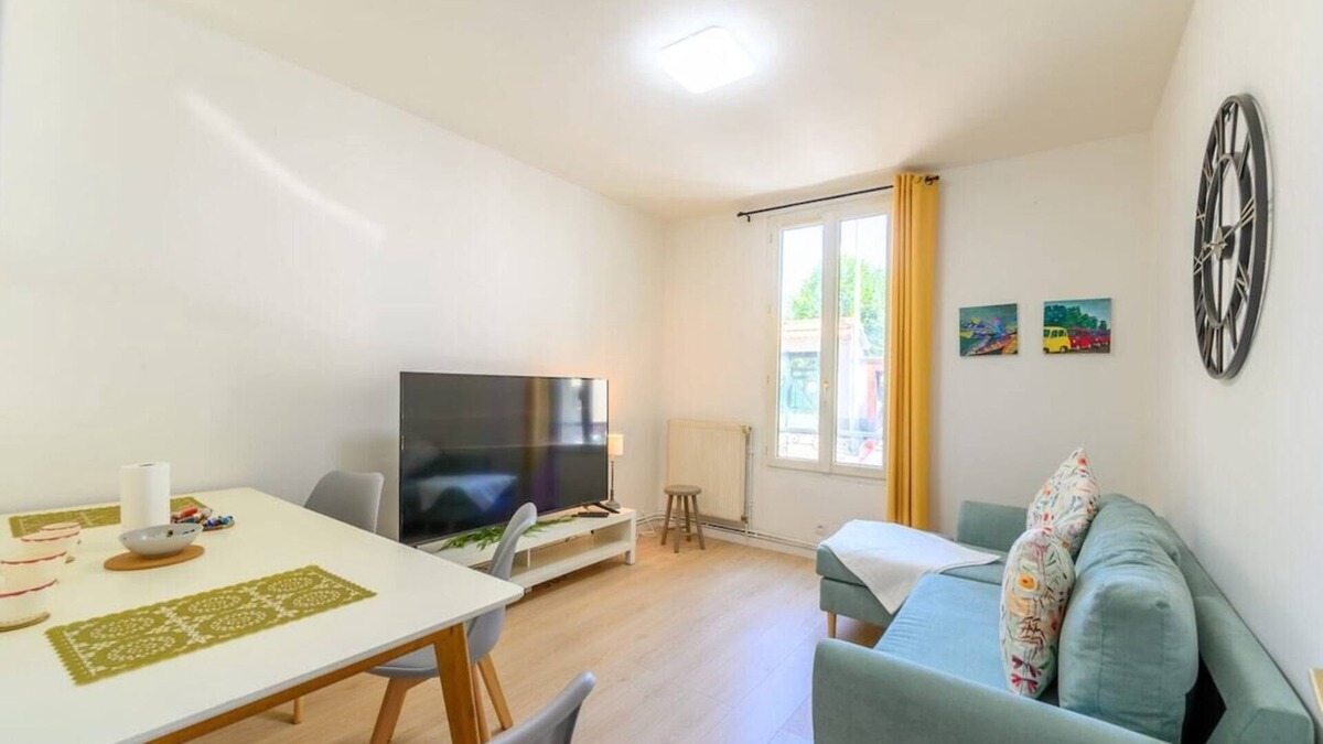Les Gondoles Apartment | Discover the Chevreul, apartment near Paris, for 4 travellers