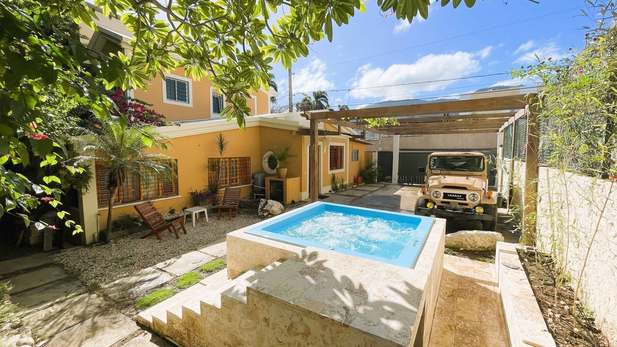 Ensanche Miramar Villa | Discover the epitome of city living in this 3bedroom villa