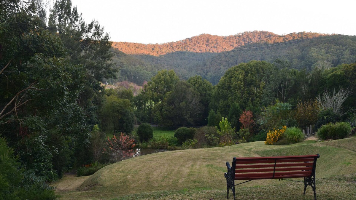 Yarramalong House | Discover the tranquility of Central Coast Hinterland's Breathtaking Beauty
