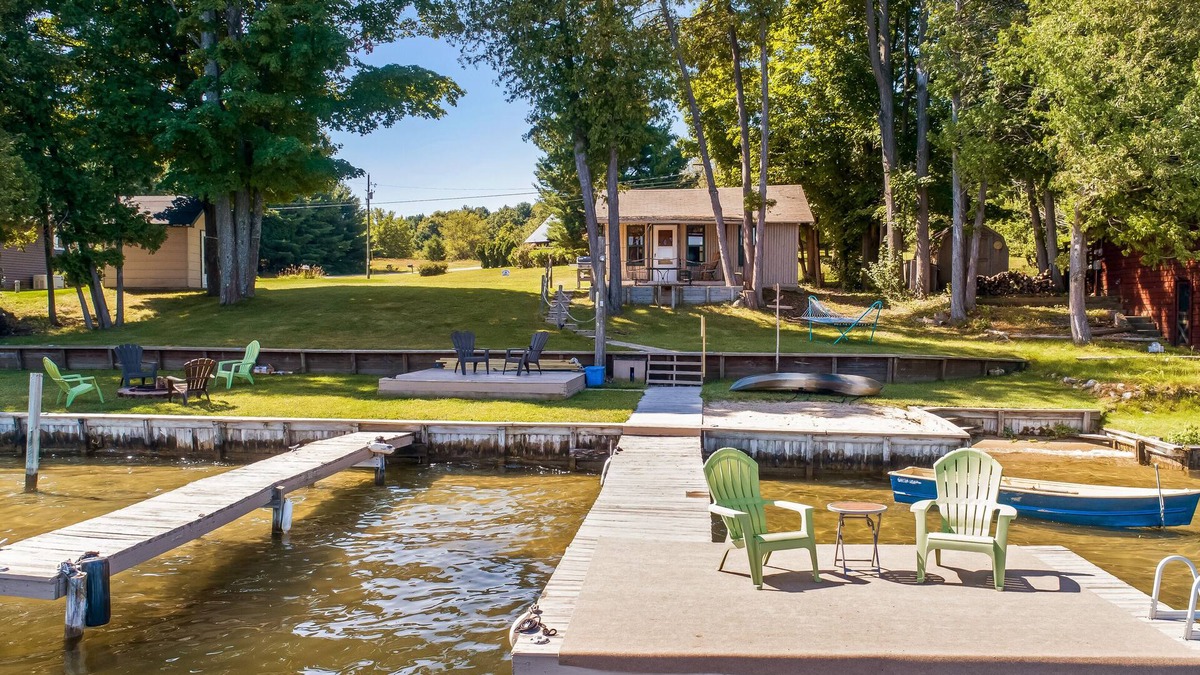Alden Cabin | Discover Up North & Torch Lake @ the Cabin on Clam