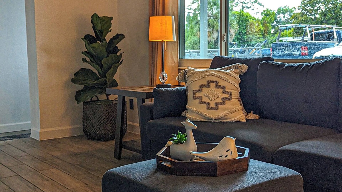 Riverview House | Discover Your Home Away from Home in Riverview