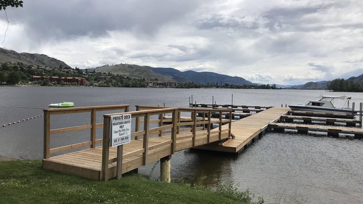 Okanagan-Similkameen Condo | Discover Your Ideal Winter Retreat in Beautiful Osoyoos, BC!