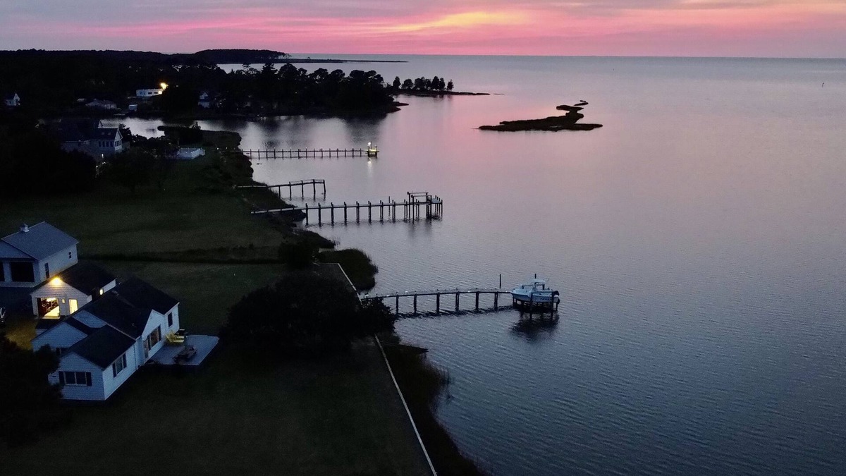 Davis Wharf House | Discover Your Perfect Getaway on the Chesapeake Bay