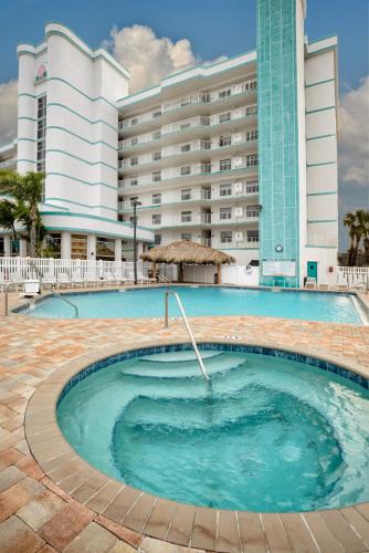 Port Canaveral Resort | Discovery Beach Resort