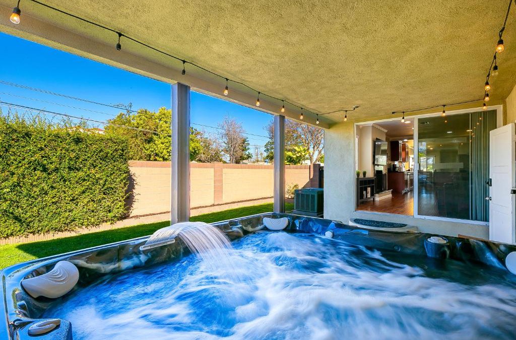 Anaheim Colony Historic District House | Disney Getaway