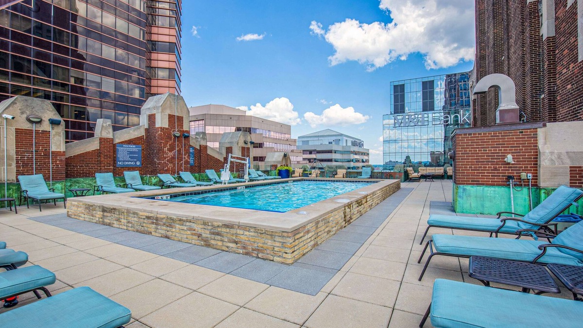 Downtown Baltimore Apartment | Distinguished Apartment Rooftop Deck